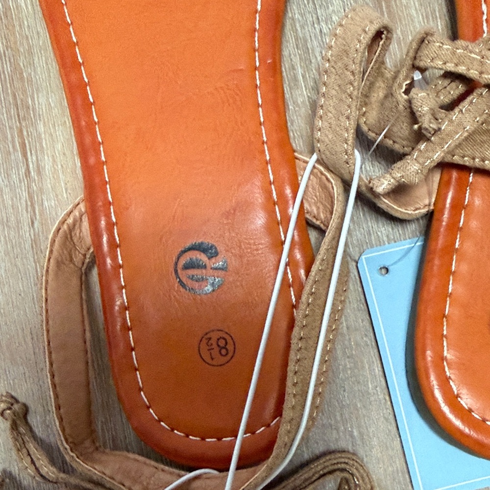 Roxy Women's Orange and Tan Sandals‎ - Picture 5 of 5